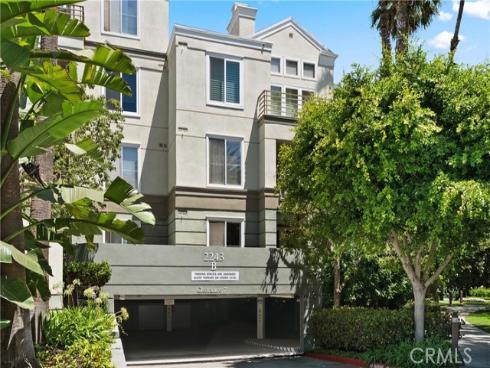 2243  Martin  217 , Irvine, CA