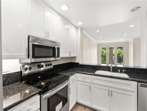 2243  Martin  217 , Irvine, CA