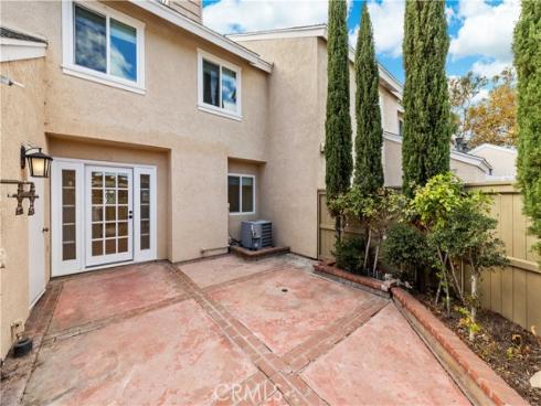 21  Greenbough  124 , Irvine, CA