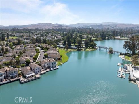 21  Greenbough  124 , Irvine, CA