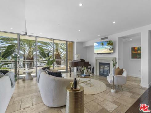 8049  Scholarship  , Irvine, CA