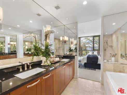 8049  Scholarship  , Irvine, CA