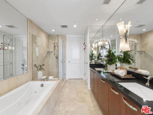 8049  Scholarship  , Irvine, CA