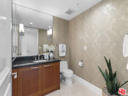 8049  Scholarship  , Irvine, CA