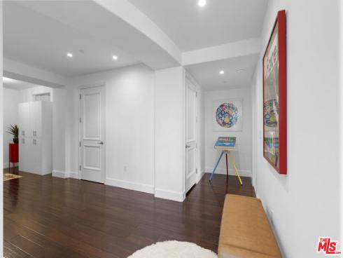 8049  Scholarship  , Irvine, CA