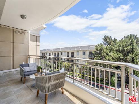 8049  Scholarship  , Irvine, CA