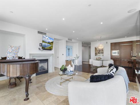 8049  Scholarship  , Irvine, CA