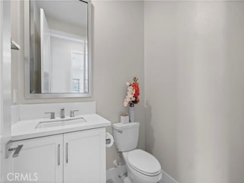 68 Chasma , Irvine, CA