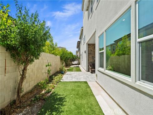 68 Chasma , Irvine, CA