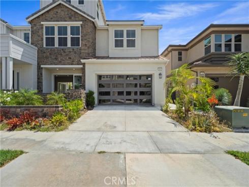 68 Chasma , Irvine, CA