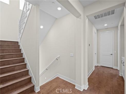 68 Chasma , Irvine, CA