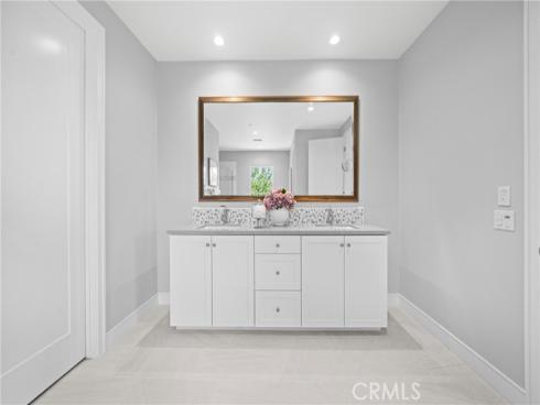 126 Toretta , Irvine, CA