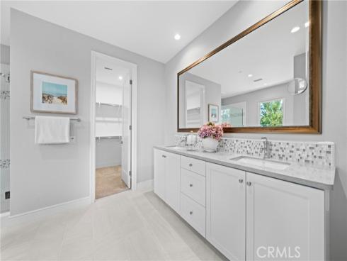 126 Toretta , Irvine, CA