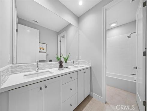 126 Toretta , Irvine, CA