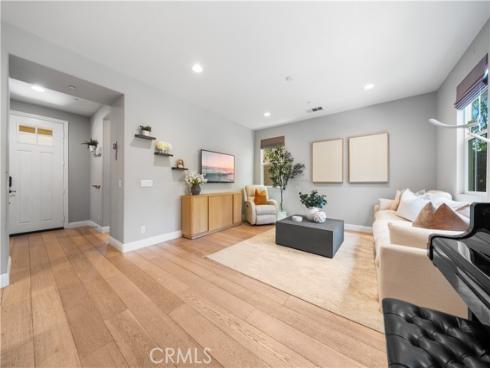 228  Wicker  , Irvine, CA