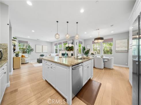 228  Wicker  , Irvine, CA