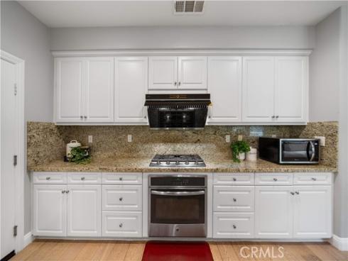 228  Wicker  , Irvine, CA