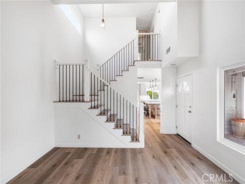 22  Silkleaf  , Irvine, CA