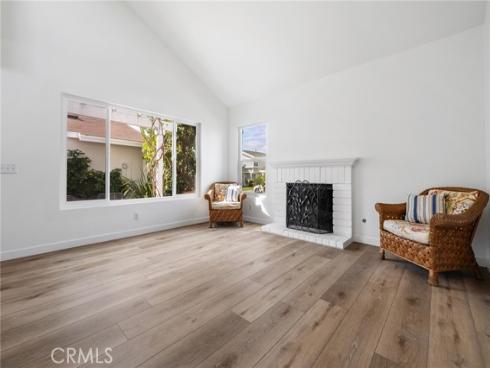 22  Silkleaf  , Irvine, CA