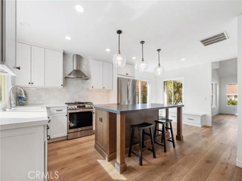 22  Silkleaf  , Irvine, CA