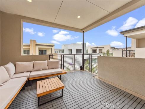 153  Spectacle  , Irvine, CA