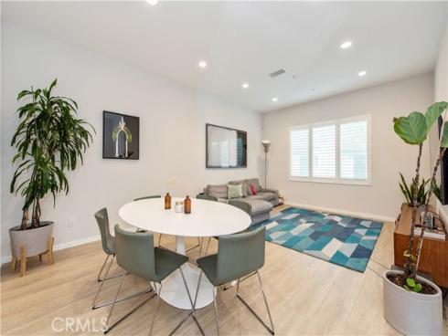 153  Spectacle  , Irvine, CA