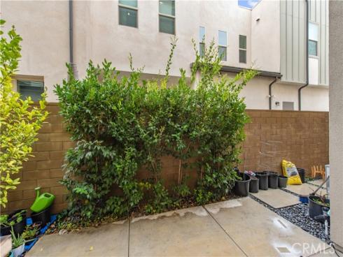 153  Spectacle  , Irvine, CA