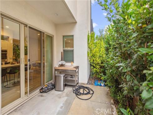 153  Spectacle  , Irvine, CA