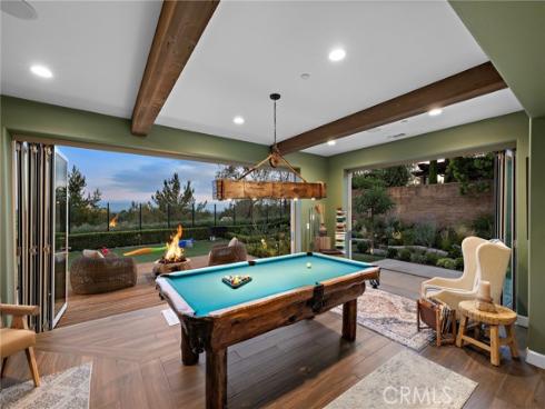 137  Sunset  , Irvine, CA