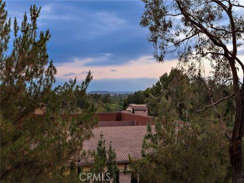 137  Sunset  , Irvine, CA
