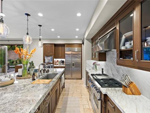 137  Sunset  , Irvine, CA