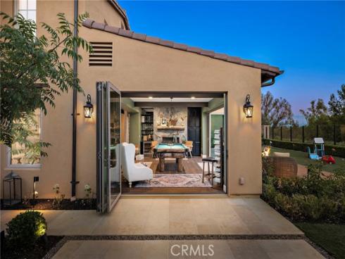 137  Sunset  , Irvine, CA