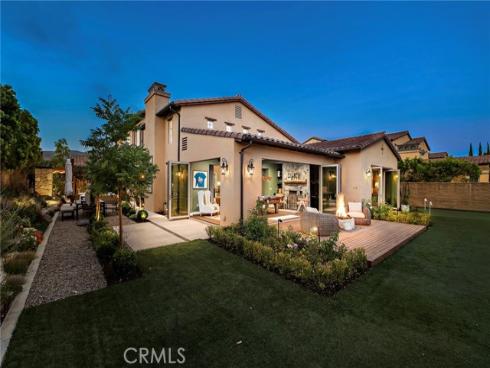 137  Sunset  , Irvine, CA