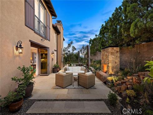 137  Sunset  , Irvine, CA