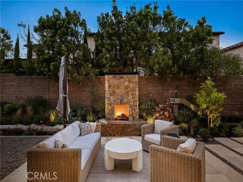 137  Sunset  , Irvine, CA