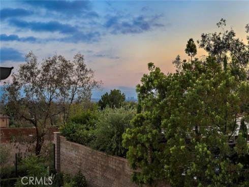137  Sunset  , Irvine, CA
