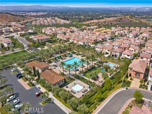 137  Sunset  , Irvine, CA