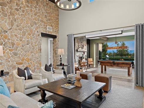 137  Sunset  , Irvine, CA