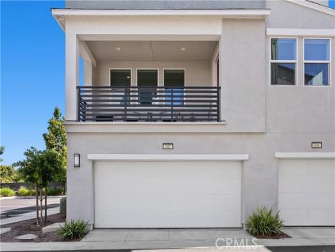102  Fable  , Irvine, CA