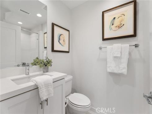 102  Fable  , Irvine, CA