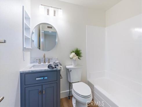 4  Wintergreen  4 , Irvine, CA