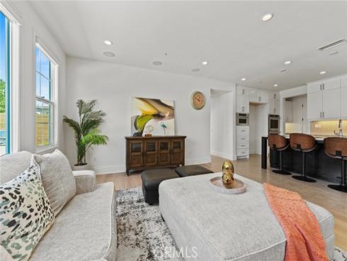 115  Mustard  , Irvine, CA