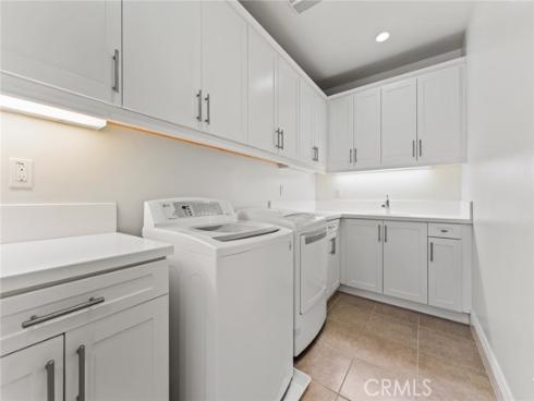 115  Mustard  , Irvine, CA