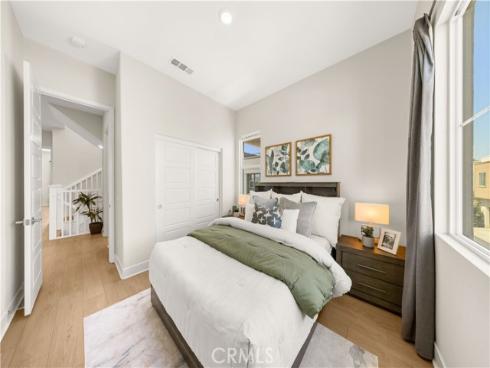 106  Aspect  , Irvine, CA