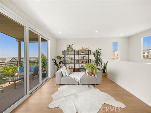 106  Aspect  , Irvine, CA