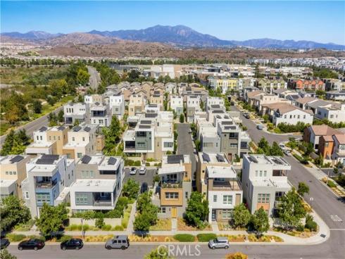 106  Aspect  , Irvine, CA