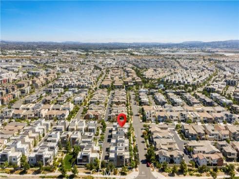 106  Aspect  , Irvine, CA