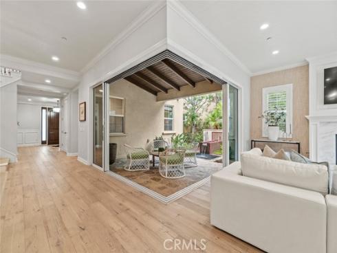 208  Radial  , Irvine, CA