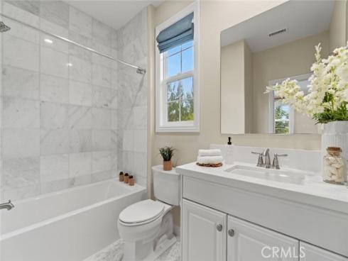 208  Radial  , Irvine, CA