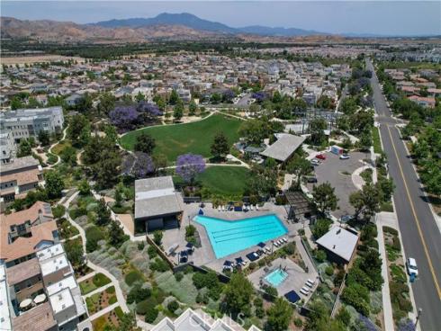 208  Radial  , Irvine, CA